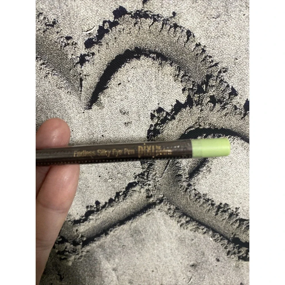 Pixi Beauty Endless Silky Eye Pen (CopperGlow) | Waterproof & Hypoallergenic